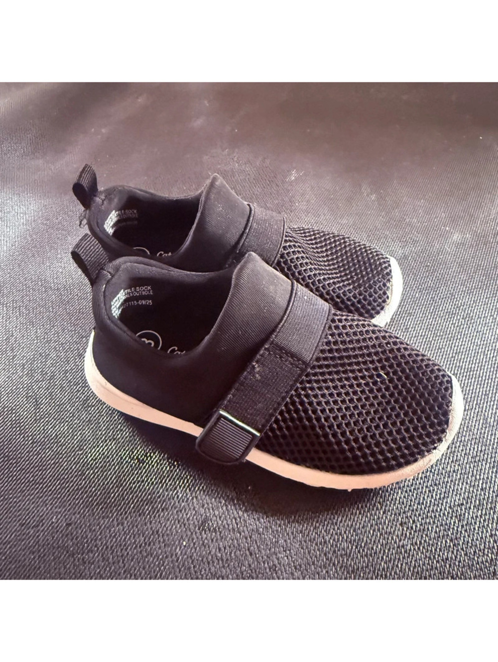 Cat and Jack water tennis shoe sneaker